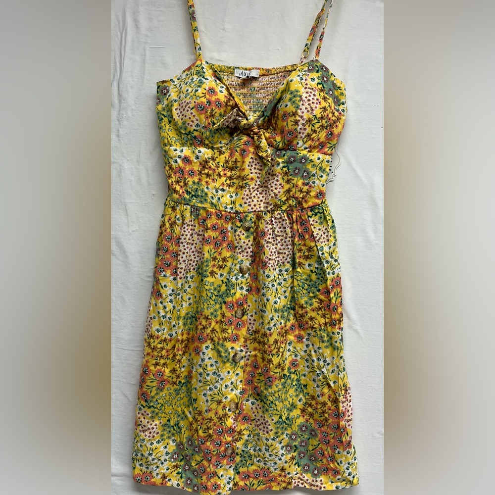 Ditsy Festival ‘AUW’ Floral Yellow Sundress Size M Tie-Front  NWT  Cottagecore
